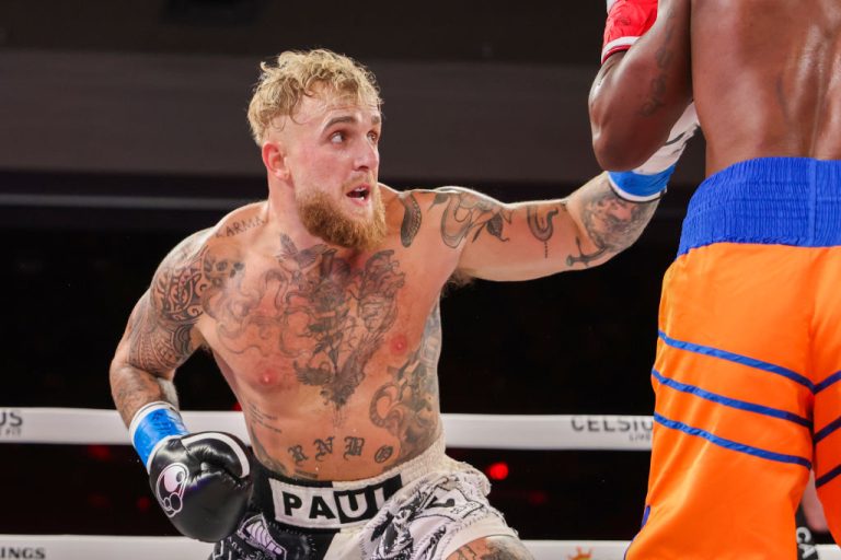 Jake Paul contro Mike Tyson in diretta ed esclusiva su Netflix a luglio 2024 – Notizie sulla serie