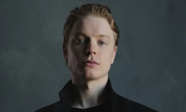 Freddie Fox interpreta Loki – Novità sulla serie